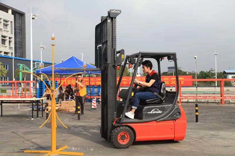 東莞叉車司機(jī)招聘，職業(yè)前景、需求及應(yīng)聘指南全解析